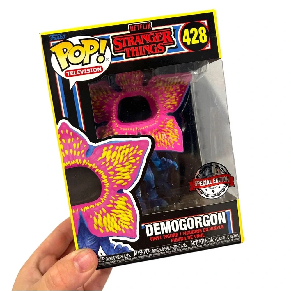 STRANGERTHINGS special edition black light Demogorgon PopFunko figurine like new - Picture 1 of 2